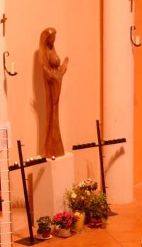 Marie et Jésus : statue dans l'église Notre Dame du Val